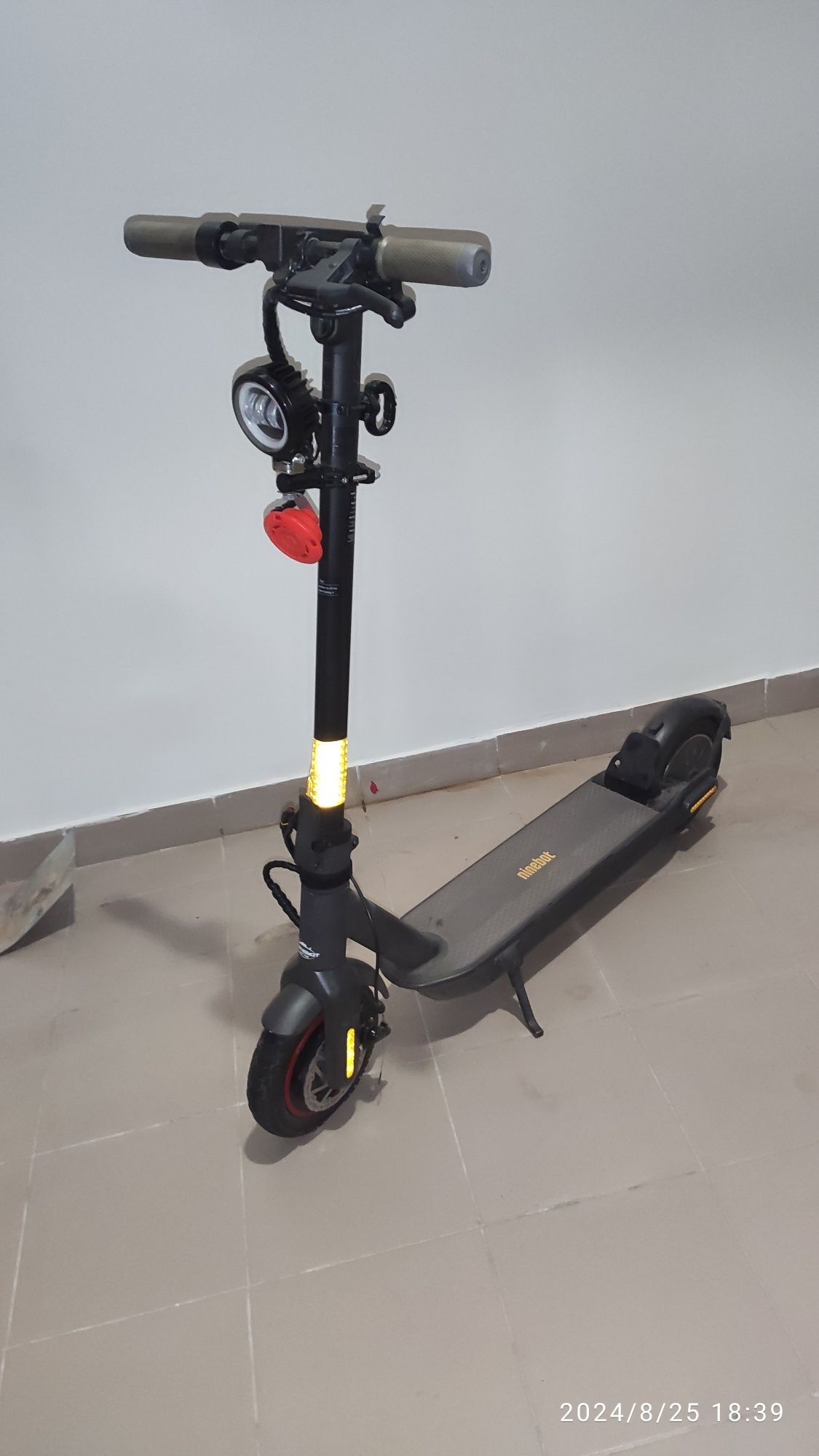 Ninebot G30 AWD custom