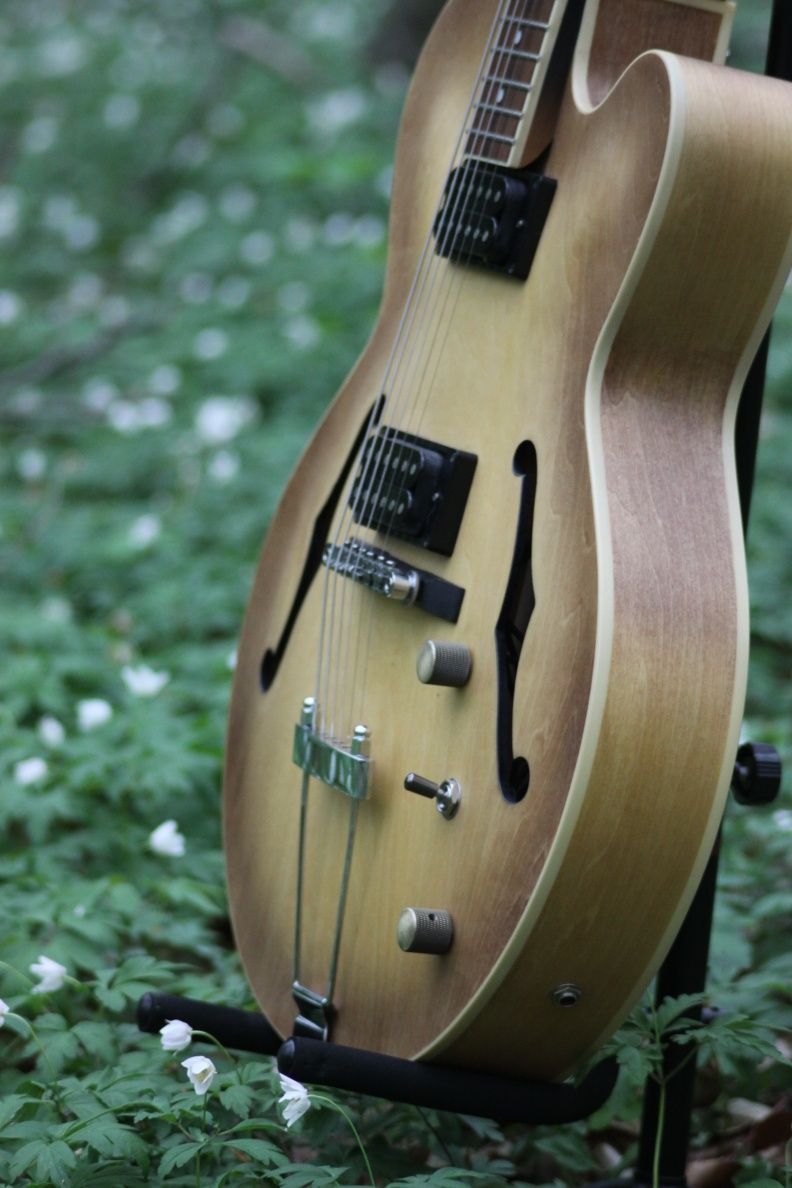 Gitara elektryczna Ibanez Artcore AF-55 Semi-hollow body