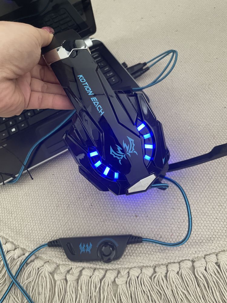 Słuchawki gamingowe USB dla gracza czarno niebieskie LED mikrofon
