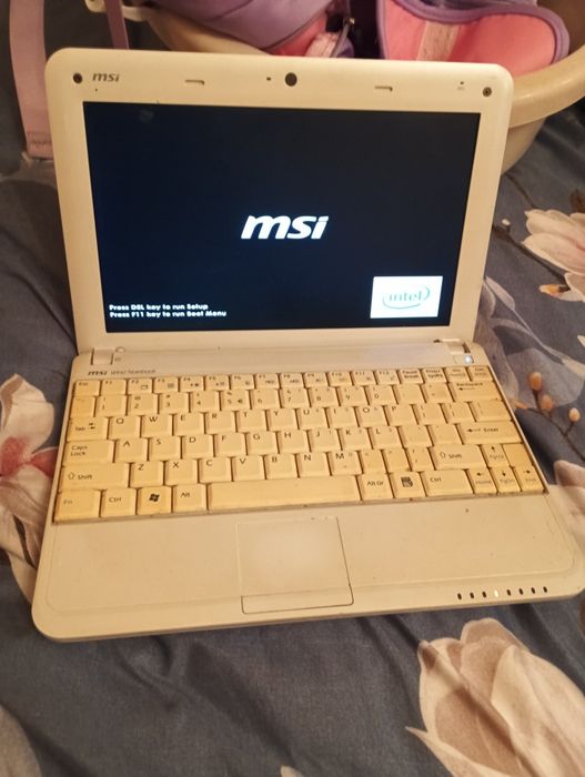 Notebook msi 10 cala