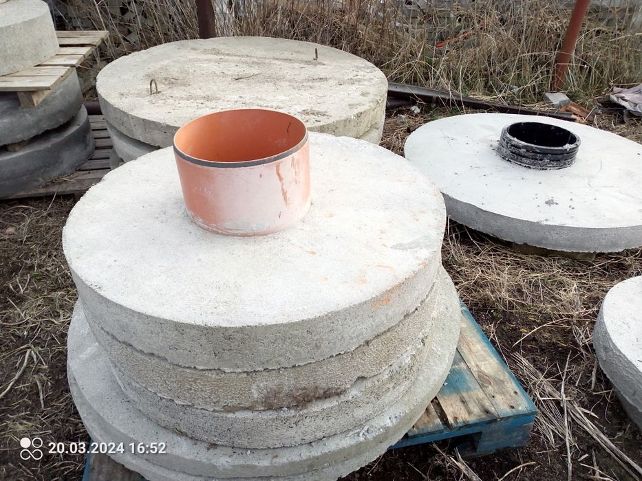 Pokrywy betonowe , dekle na studnie,szamba