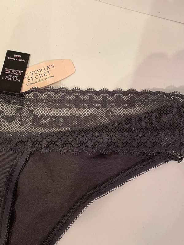 Victoria’s Secret bielizna majtki stringi nowe r M 38 logowane prezent