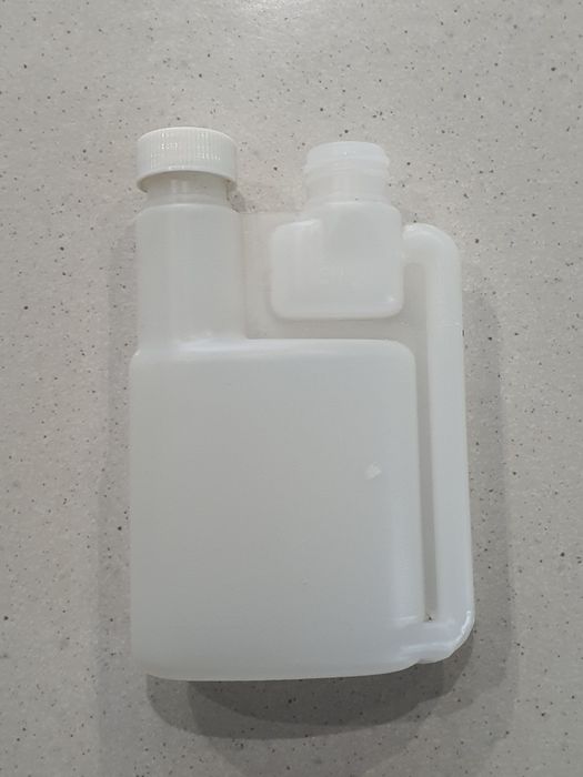 Butelki z dozownikiem typu twin neck 500ml.