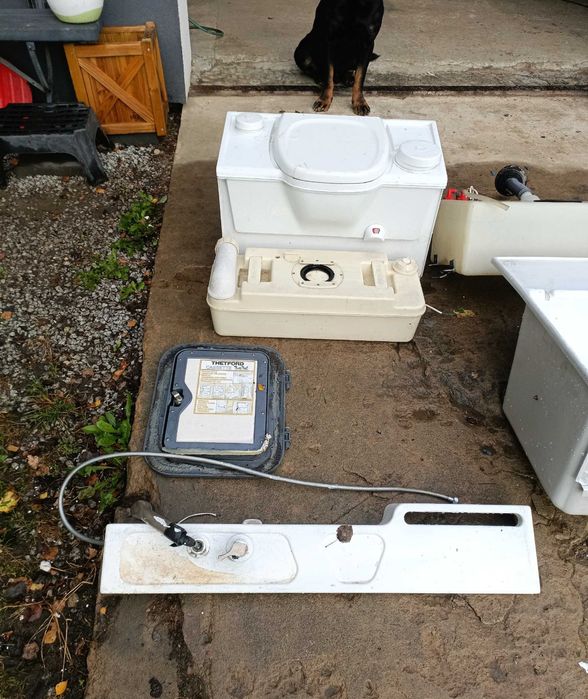 Ford Ranger (mazda bt50) пікап, кемпер, мобільний пункт. Є два шт