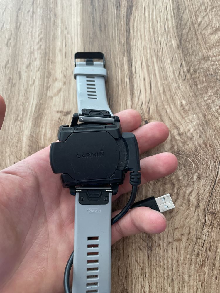 Garmin Fenix 3HR uszkodzony