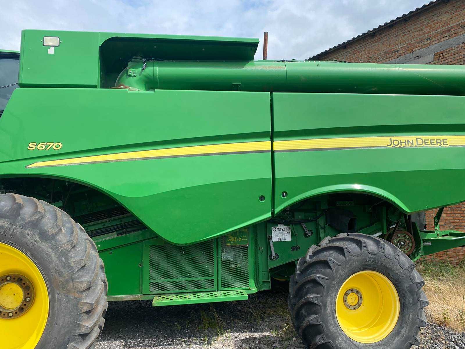 John Deere S670 зернозбиральний комбайн