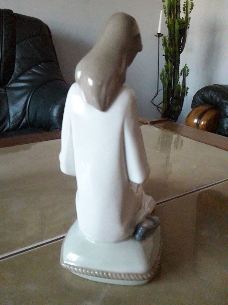 Porcelanowa figurka Lladro seria Zaphir