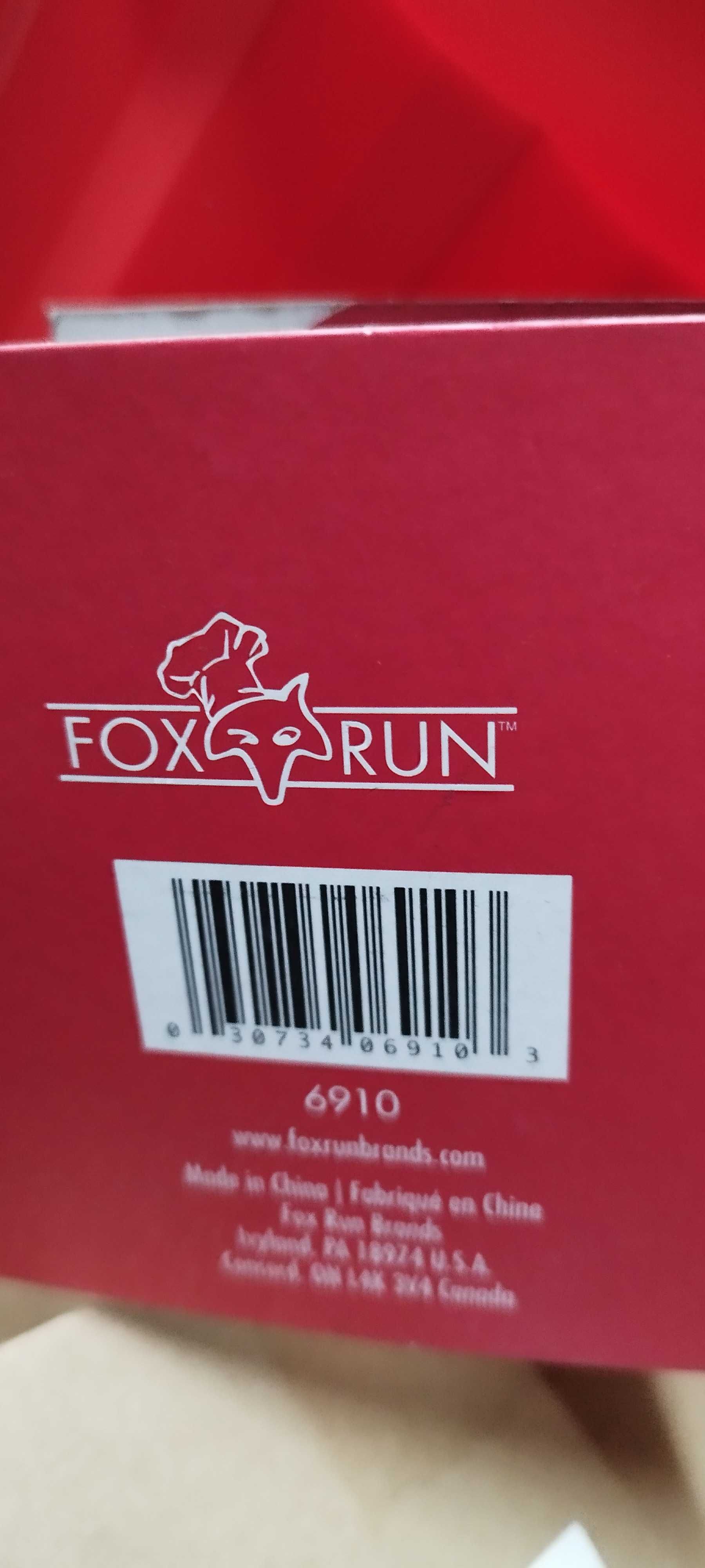 Karuzela na babeczki Fox Run 24 kubki