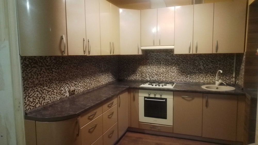 Сучасна кухня б/у