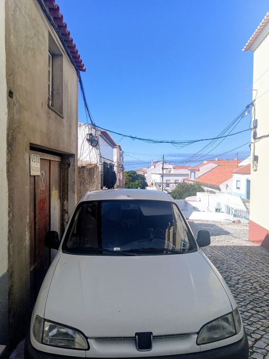 Pegueot Partner carrinha econômica