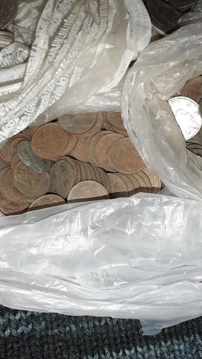 Várias moedas para venda