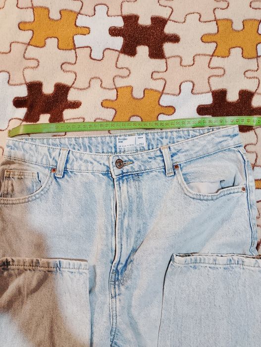 Продам джинсы  BERSHKA