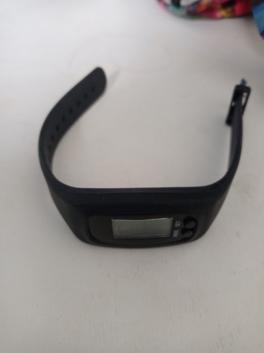 Zegarek liczy kalorie i kilometry