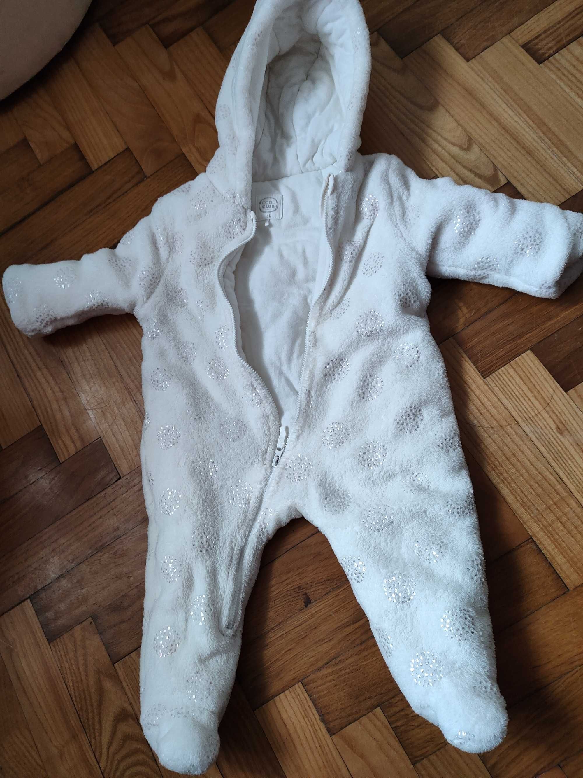 Kombinezon dla dziewczynki r.68
