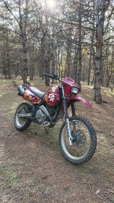 Продам SUZUKI 650 DR