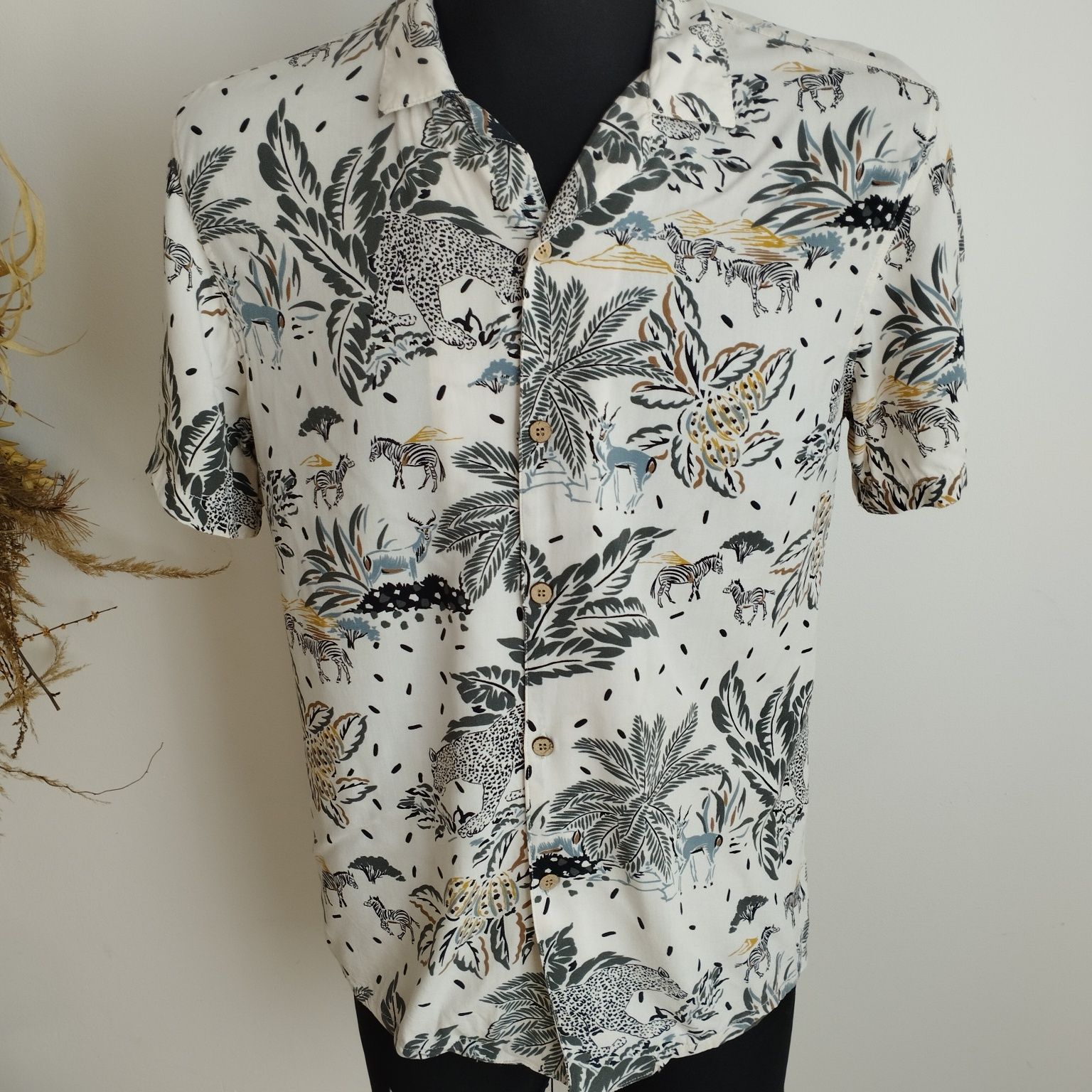 Koszula męska Pull&Bear, rozmiar M – wzór safari, 100% wiskoza