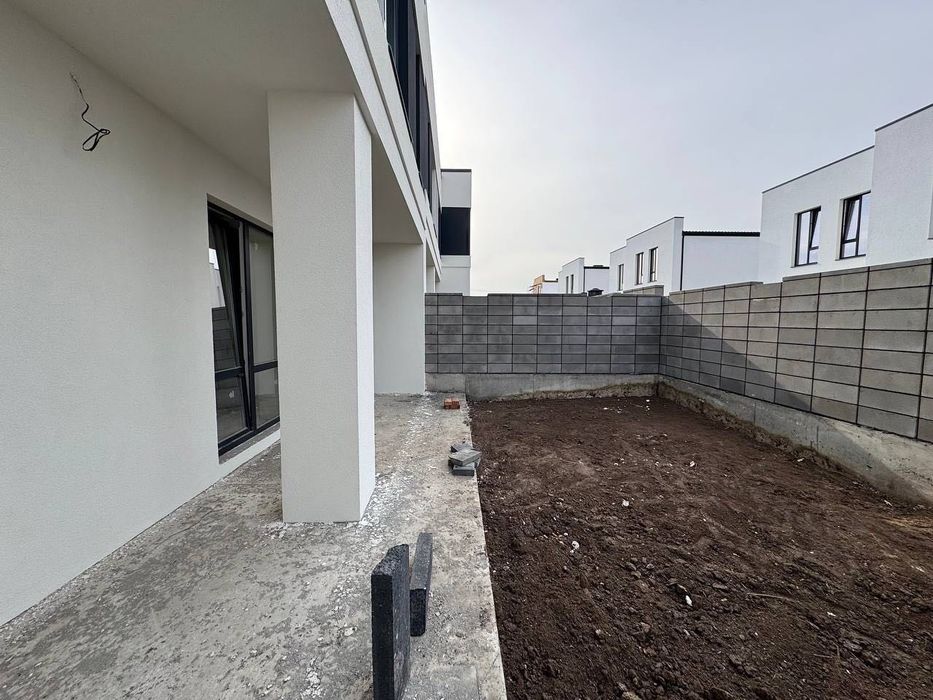 Продаж котеджу в КМ "Ягуар"