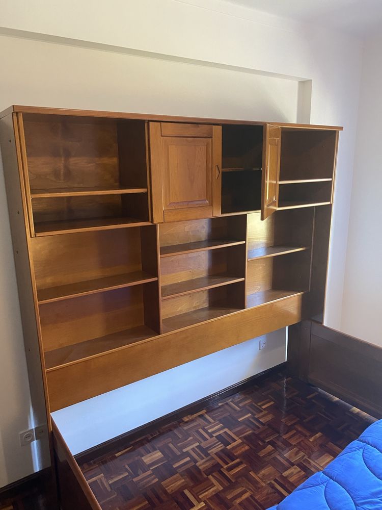 Estante para cama