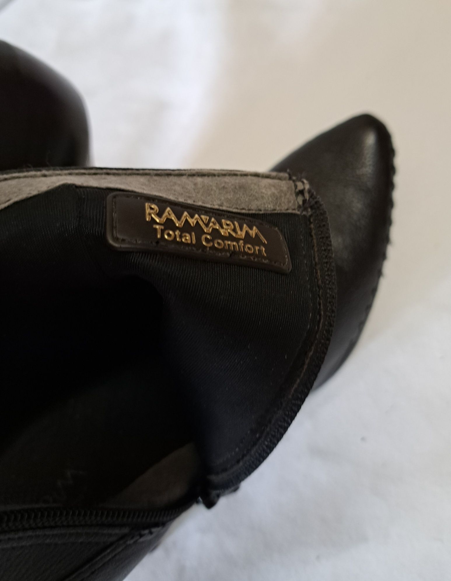 Botins  T.40 - Made Brasil  Novas - Ramarim