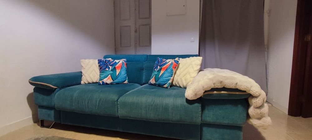 Sofá 200x105 - Assentos Extensíveis e Costas Rebatíveis