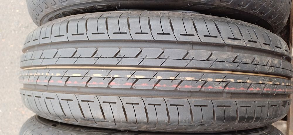 165/65R14 BRIDGESTONE , komplet opon letnich DEMO.
