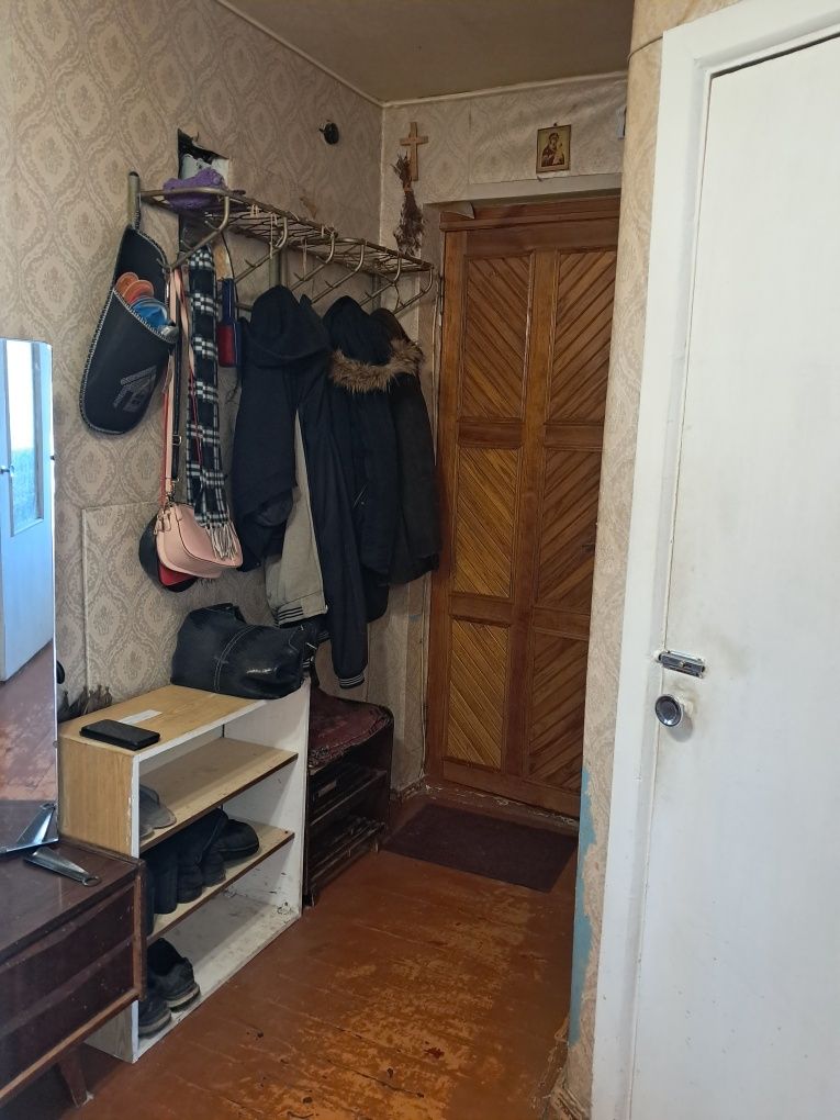 Продам двух комнатную квартиру в г. Днепро.