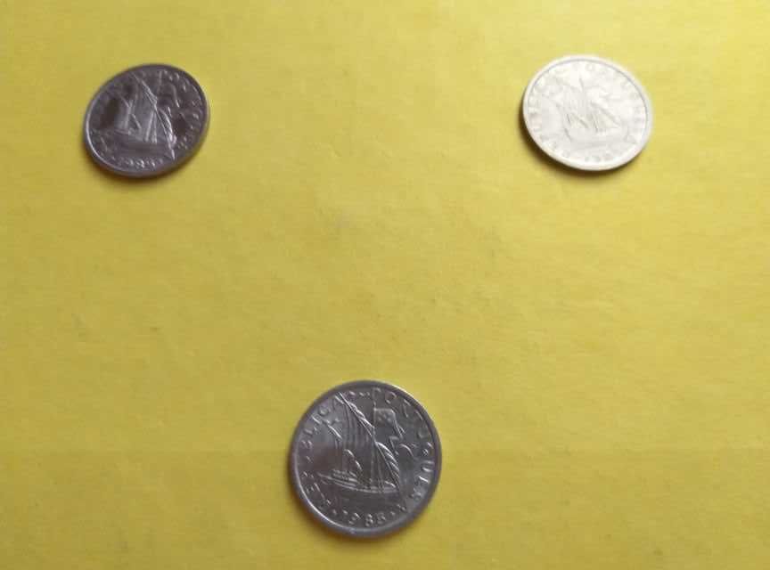 Dois escudos e cinquenta centavos (2$50) Cupro-Níquel 1985