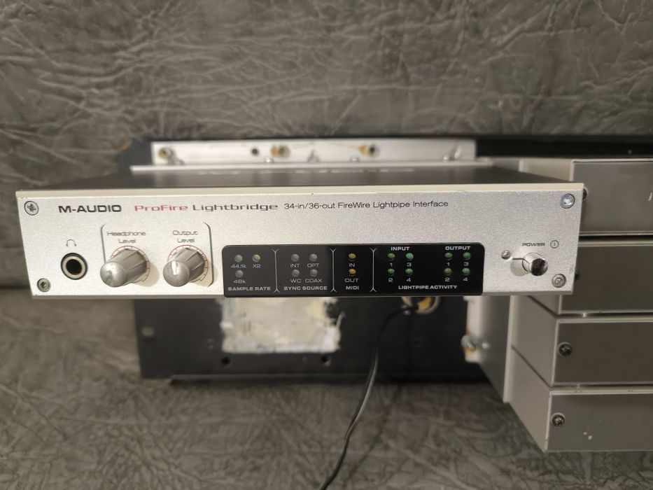 Звуковая карта M-Audio ProFire Lightbridge