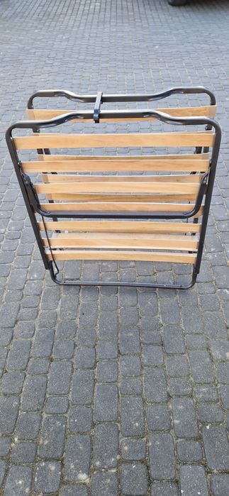 Łóżko polowe kompletne z materacem