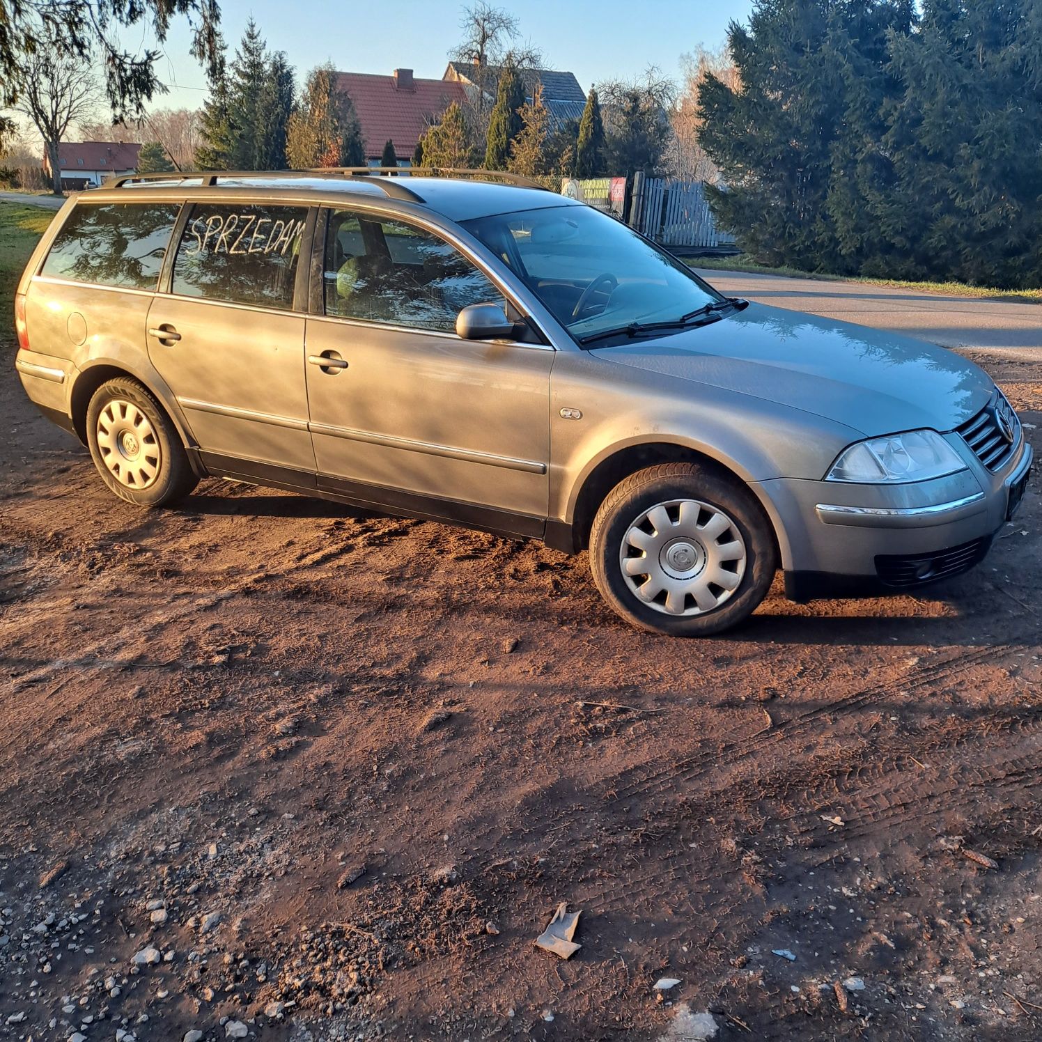 Volkswagen Passat kombi FL 1.9 130. Hak