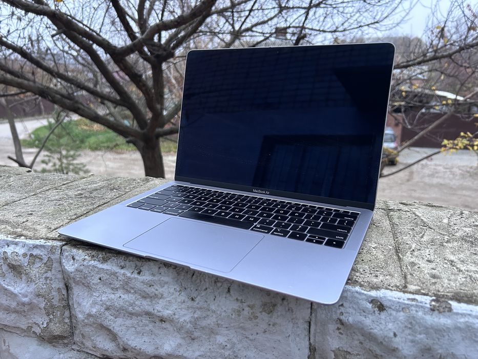 Macbook Air 2019 (13,3/ I5/ 8gb/ 120ssd)