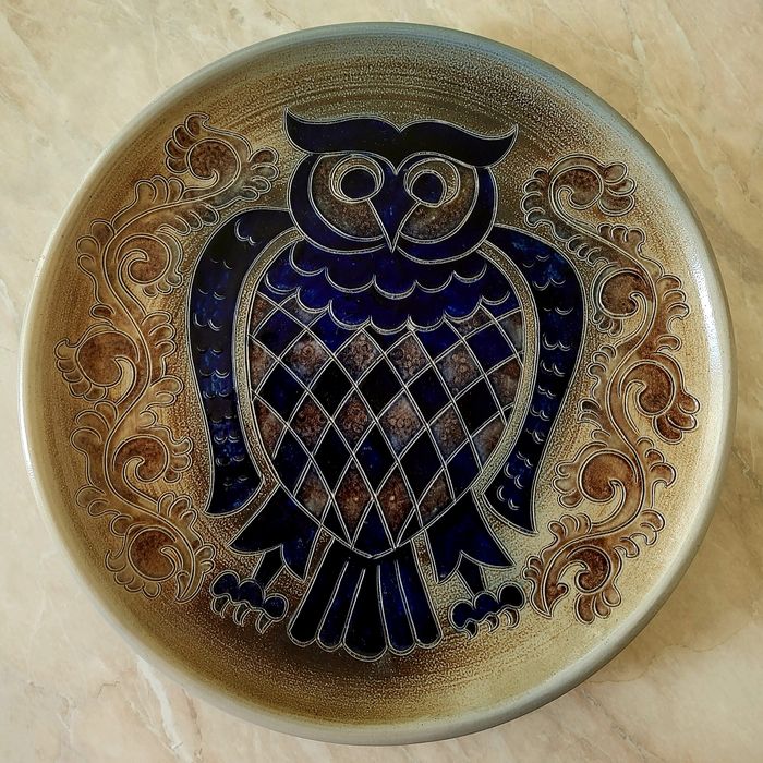 Дешево шикарна рідкісна антикварна майоліка тарілка емаль