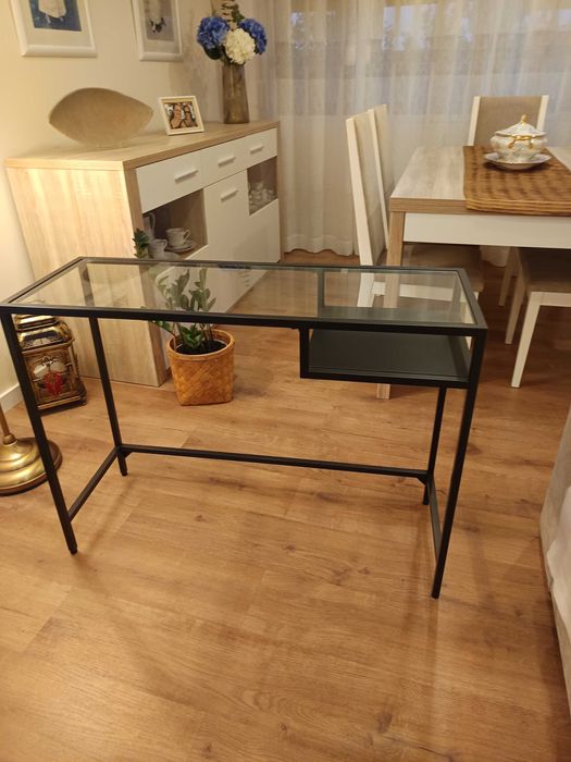 Mesa para portátil com tampo de vidro