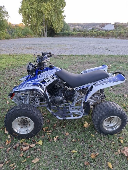 Warrior 350 vendo ou troco por moto de enduro matriculada