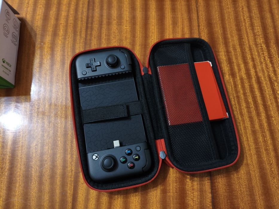 Gamesir X2 pro kontroler do telefonu (jak nowy)