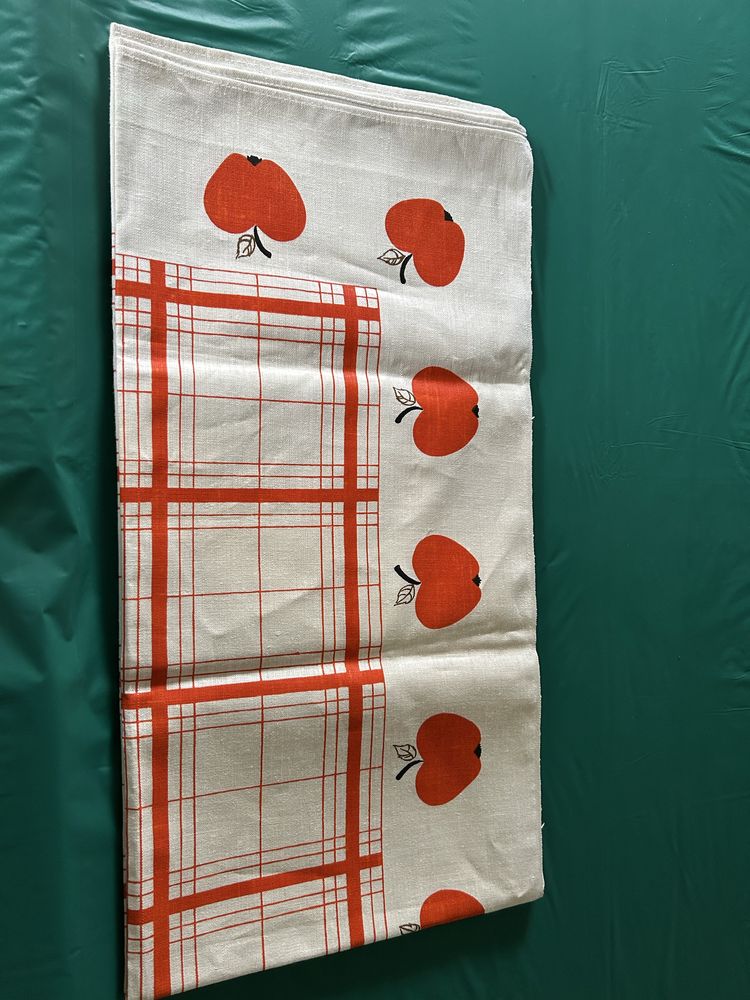 Lniany obrus 140x140cm, nowy.