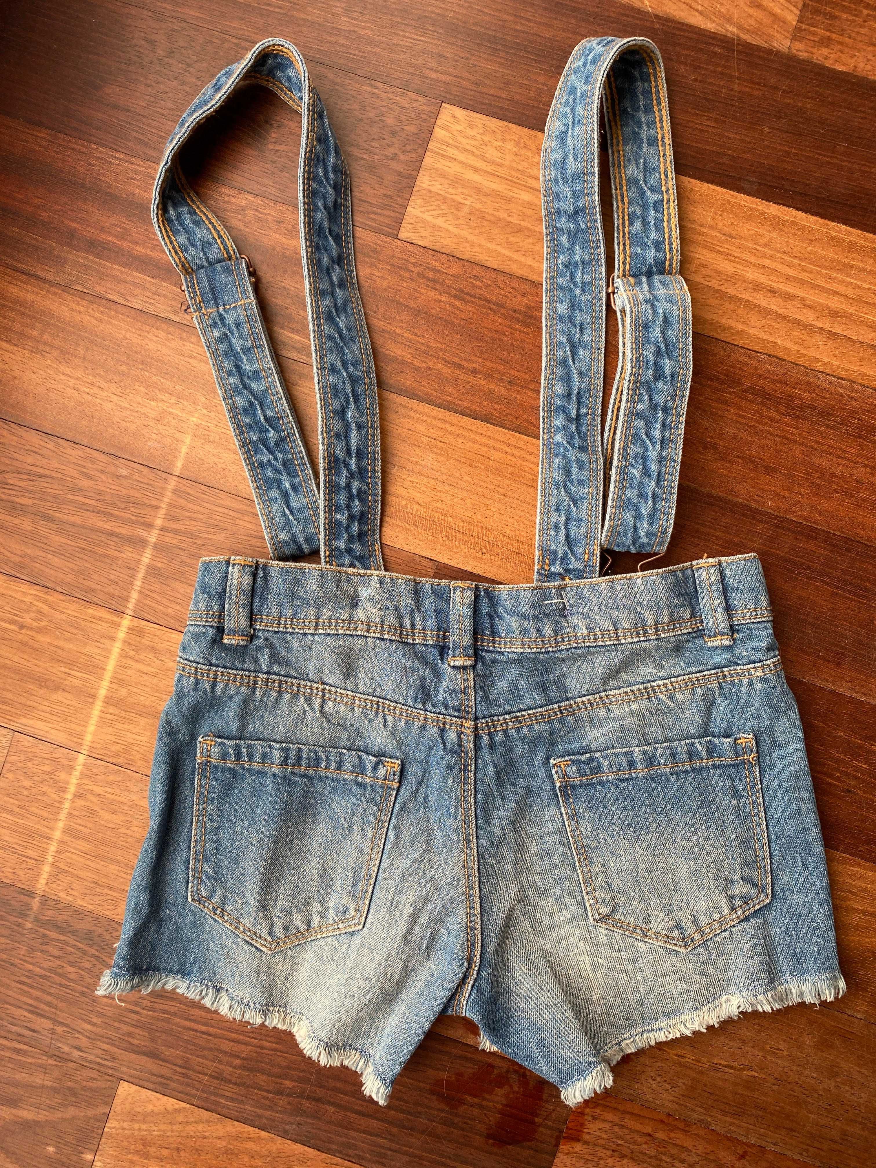 Nowe dżinsowe szorty na paskach Kiabi, 98-107 cm