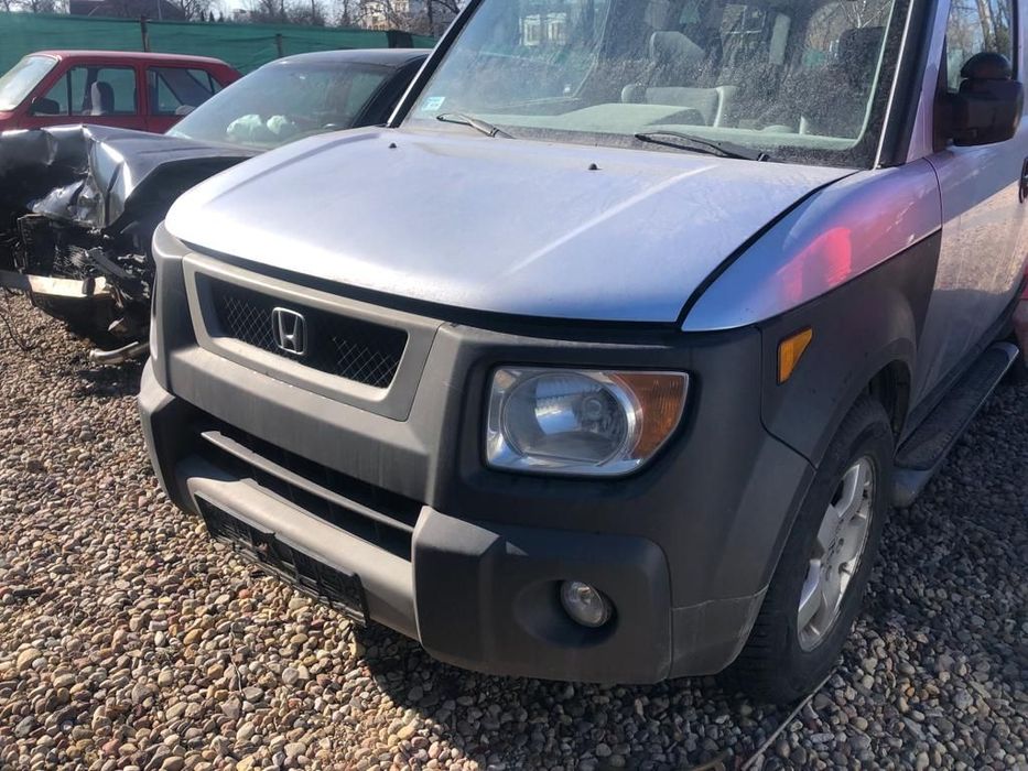 Honda Element 2003 R 2.4 117 KW NA CZĘŚCI