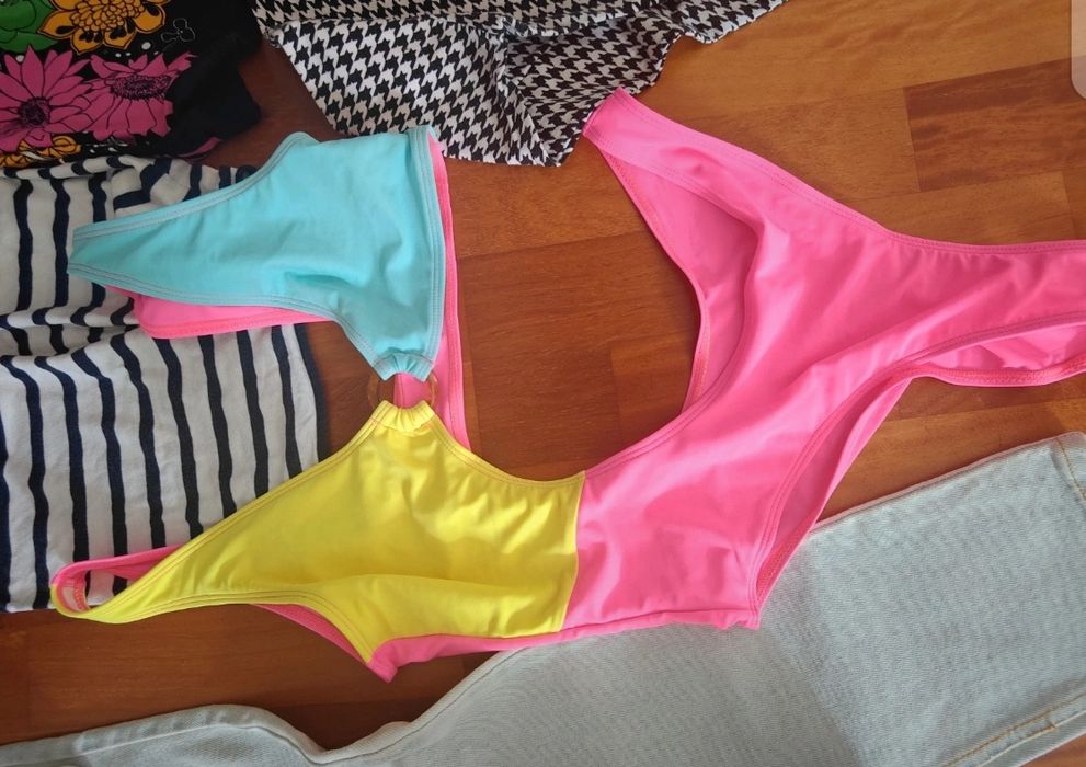 Paka ubrań ubarnia dla kobiety dziewczyny r. M