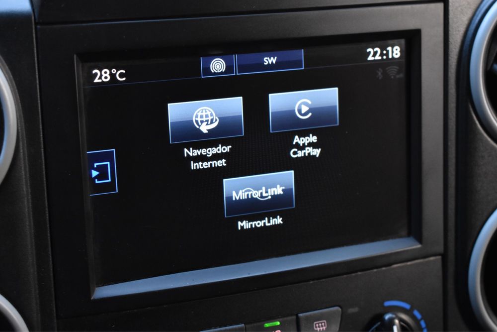 Peugeot Partner 2016 1.6HDI 100 muitos extras