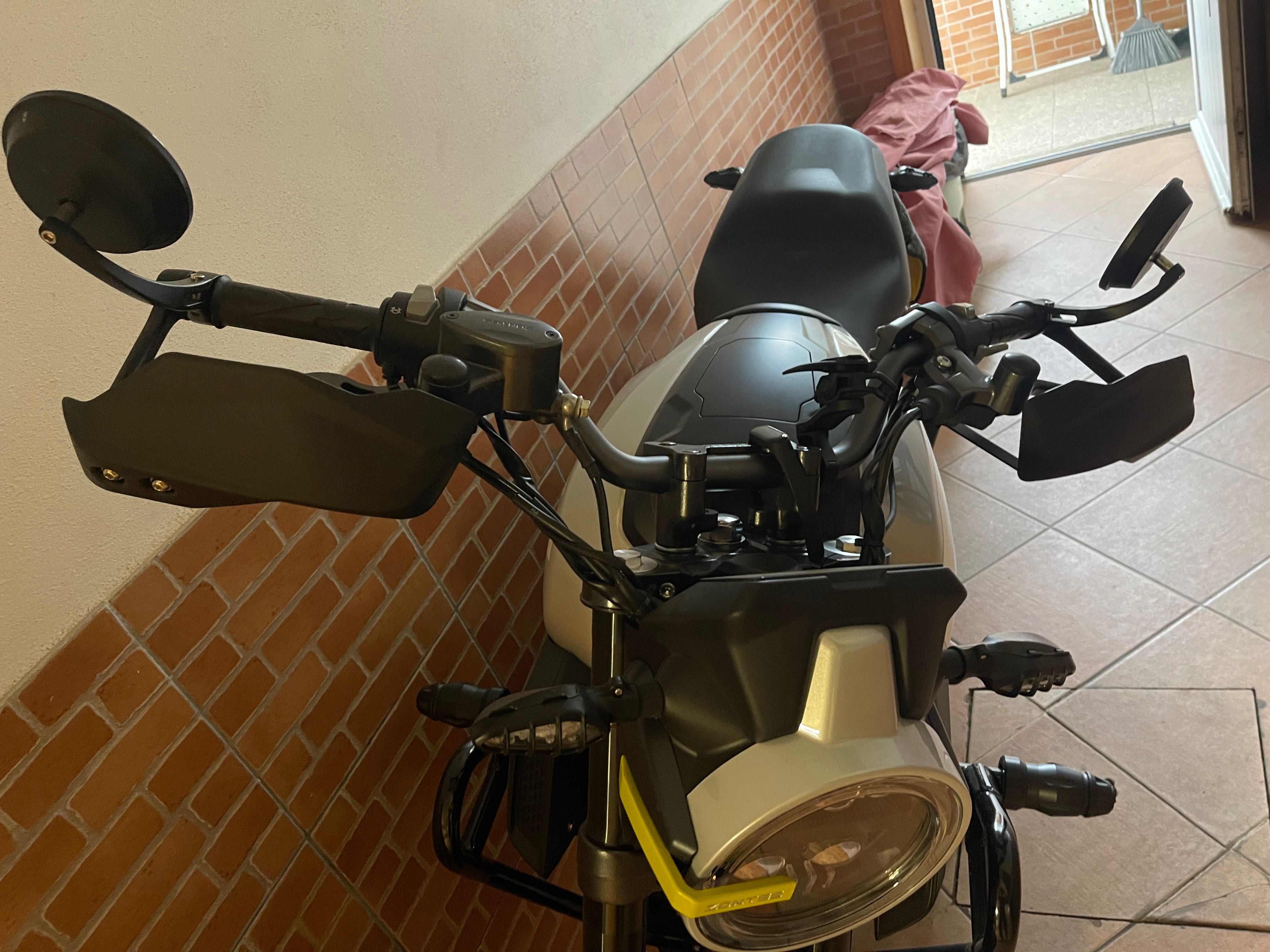 Zontes gk125 como nova com extras e na garantia