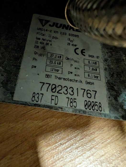 Esquentador Junkers WRD14-2 KM E23 - gás natural -14L/min