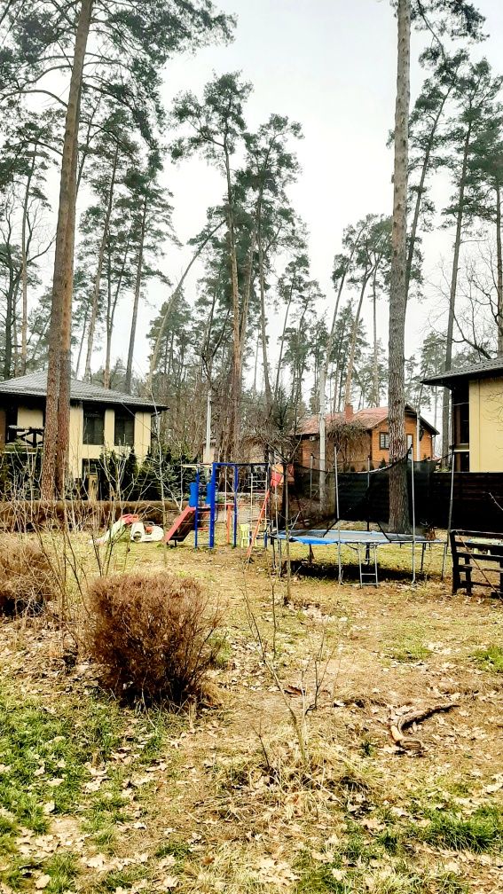 Продажа Дом Буча Лесная в окружении леса покупай и отдыхай.