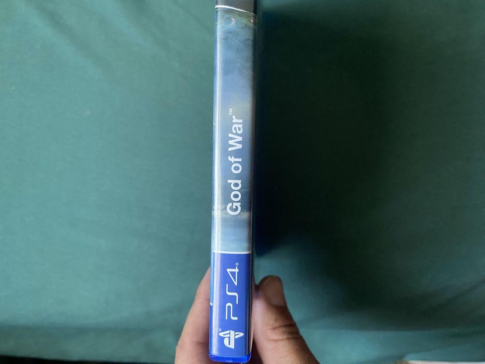 Продам диск для PS 4, Gof of War