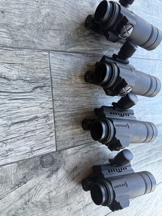 Коліматорний приціл Aimpoint COMPM4