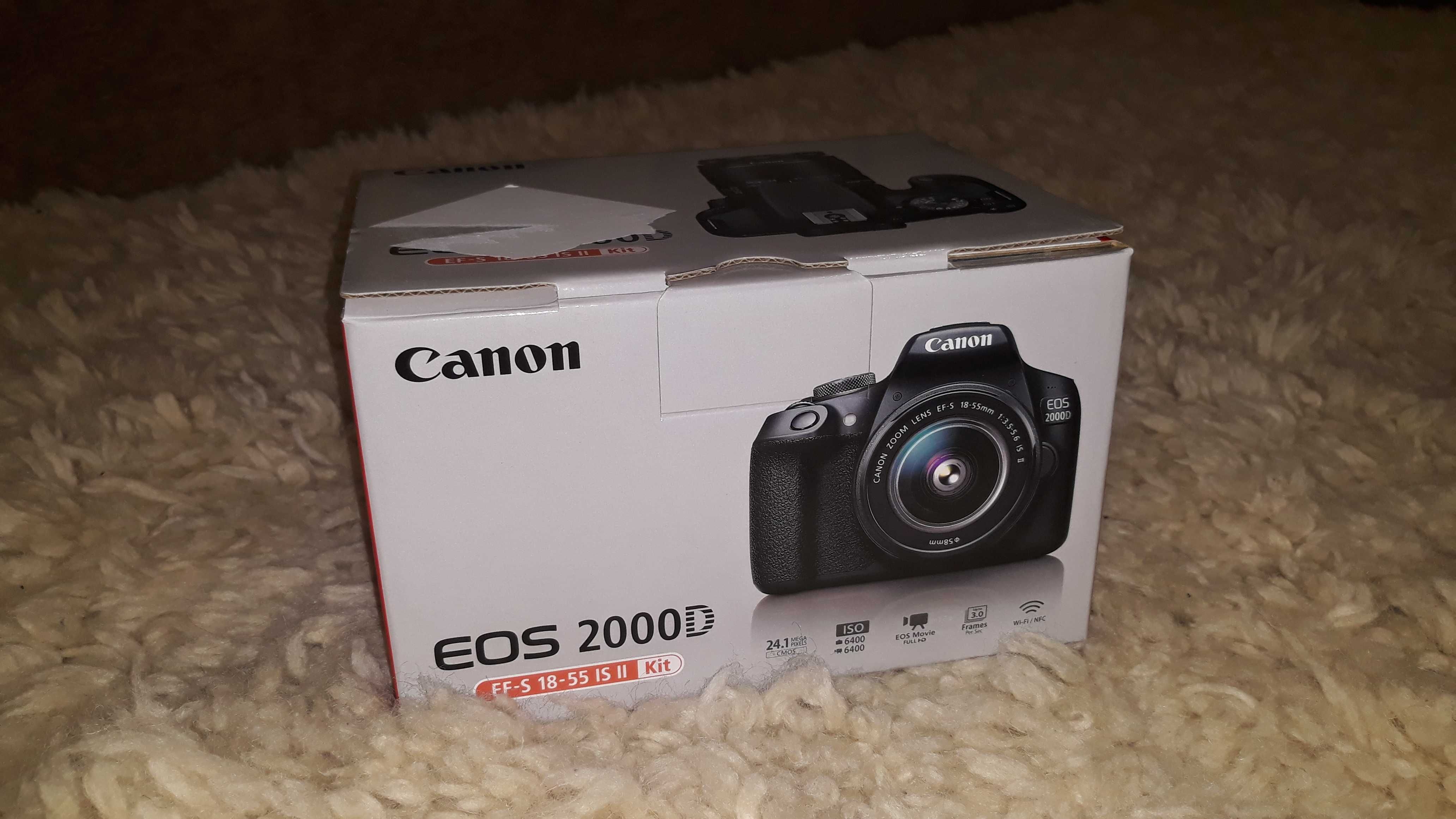 Фотоаппарат Canon EOS 2000D
