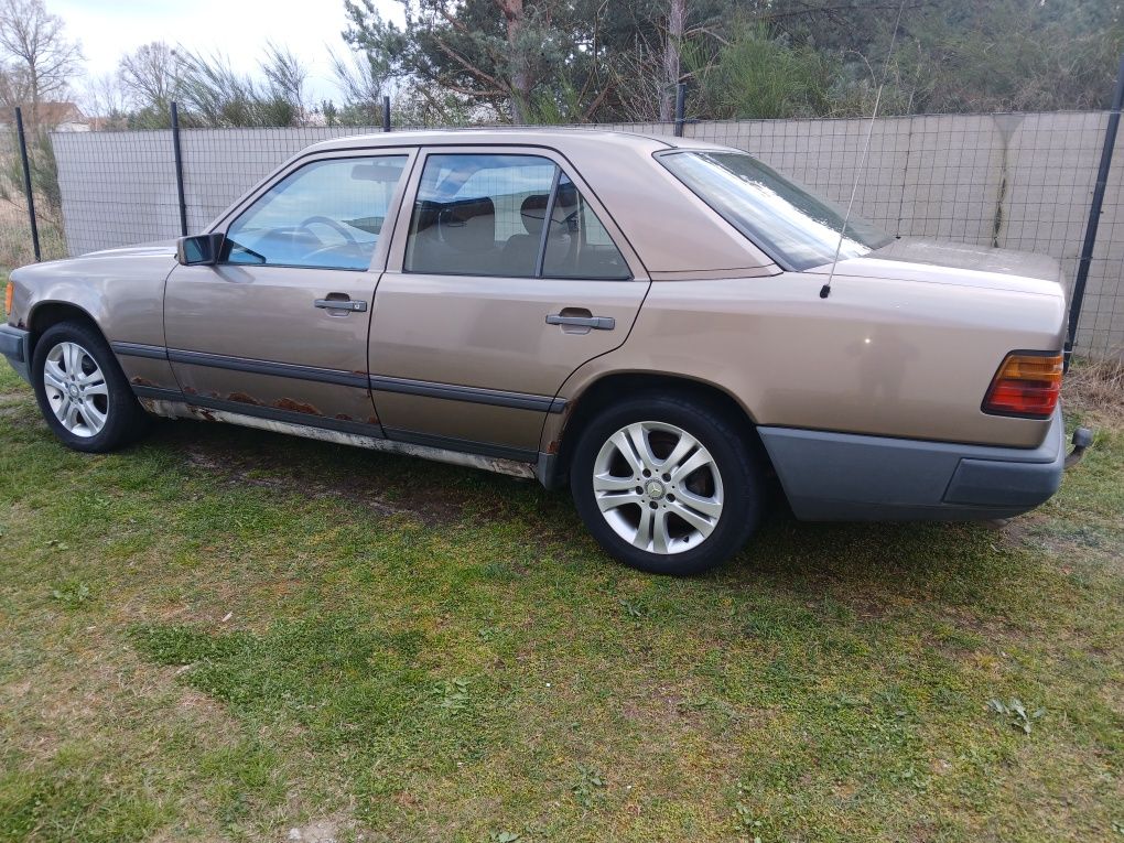 Mercedes W 124 3,0D Zamiana