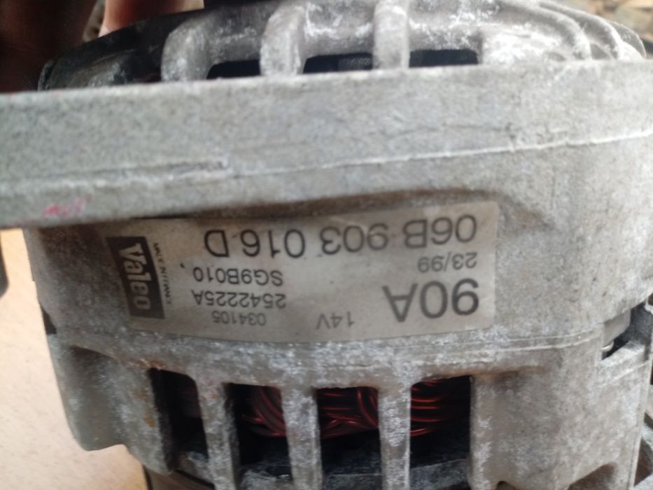 Alternator passat b5 b6 audi a4 a6 a3 1.6 1.8 1.8t 1.9 2.0 2.4 2.6 2.8