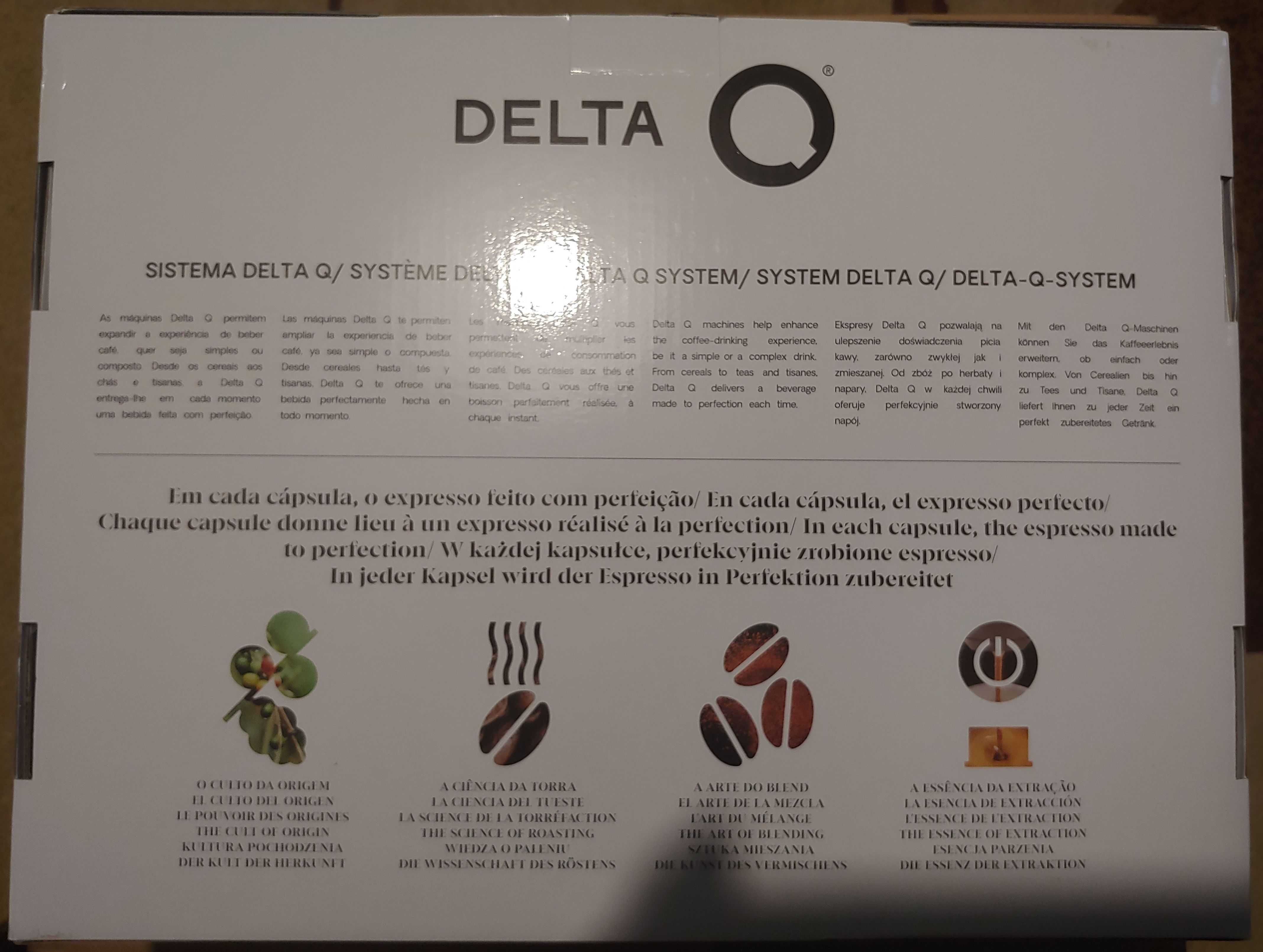 Nowy ekspres Delta Q MINI QOOL 19 bar + mix 100 kapsułek