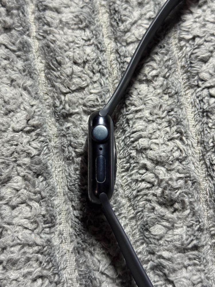 Apple Watch SE 2024